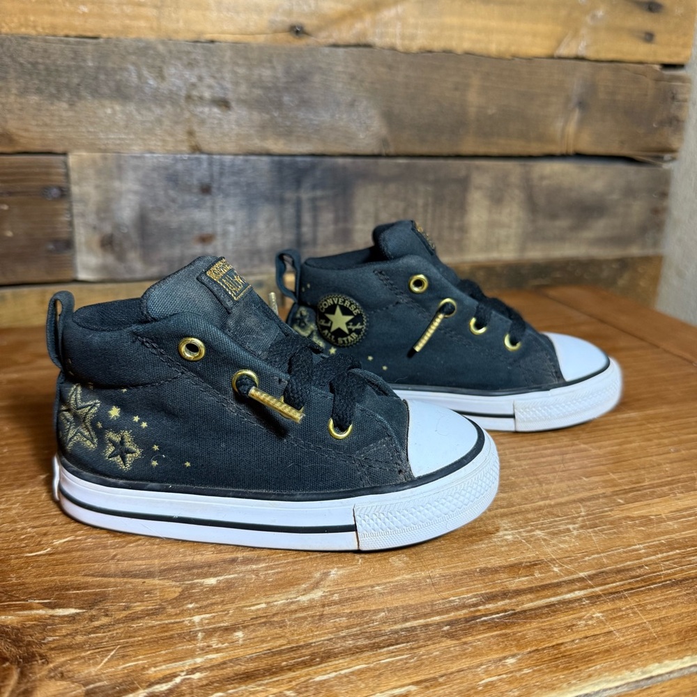 Converse Chuck Taylor All Star Toddler size 7 Gold Star Canvas Street‎ Sneakers